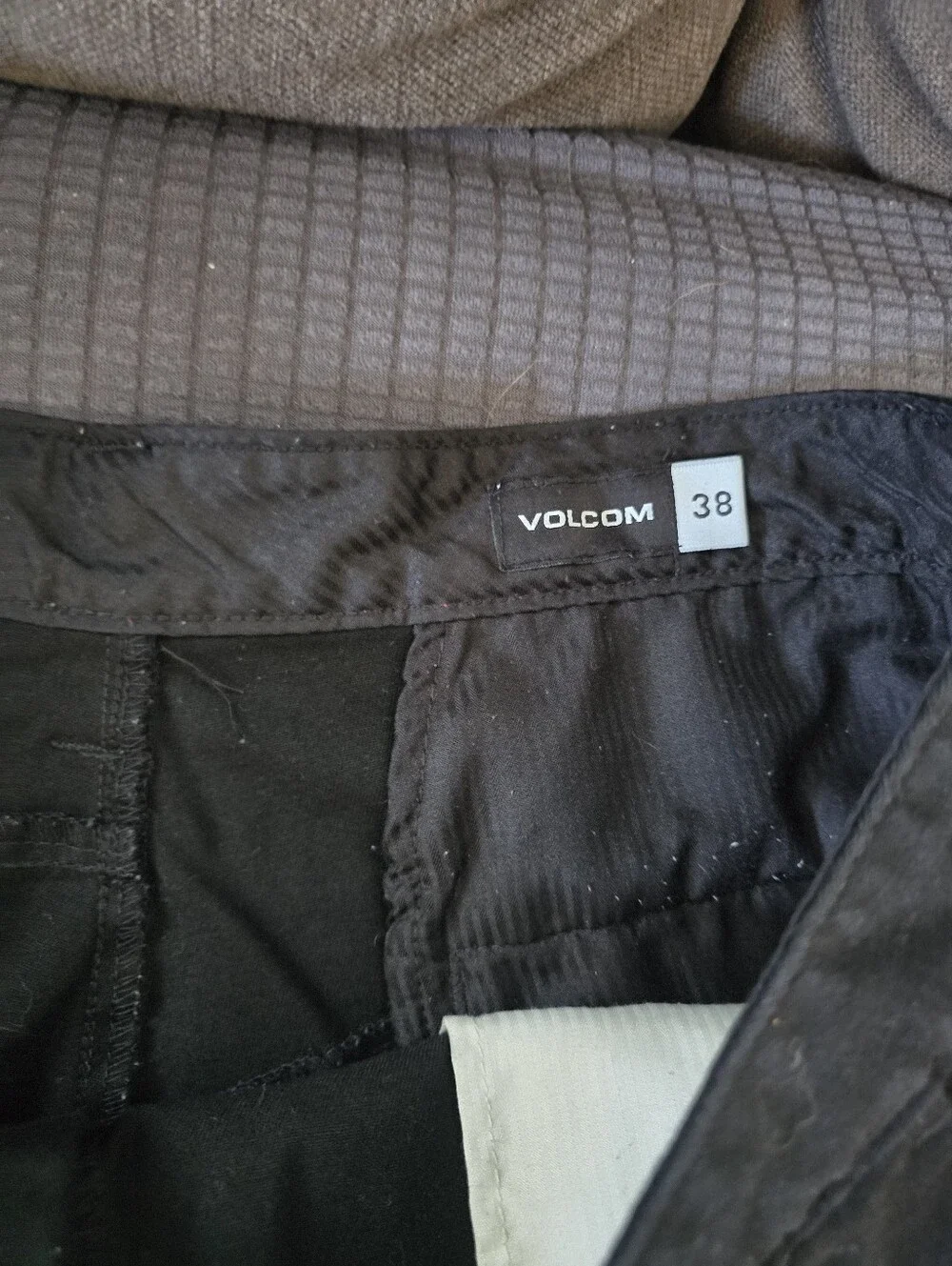 Volcom flat front